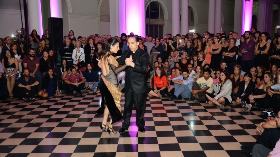 Llega la décima edición del evento La Plata Baila Tango en el Pasaje Dardo Rocha