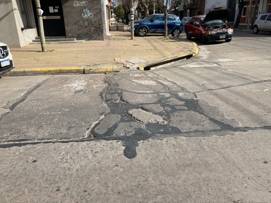 Vecinos de Barrio Norte denuncian ”estado de abandono” en las calles de La Plata