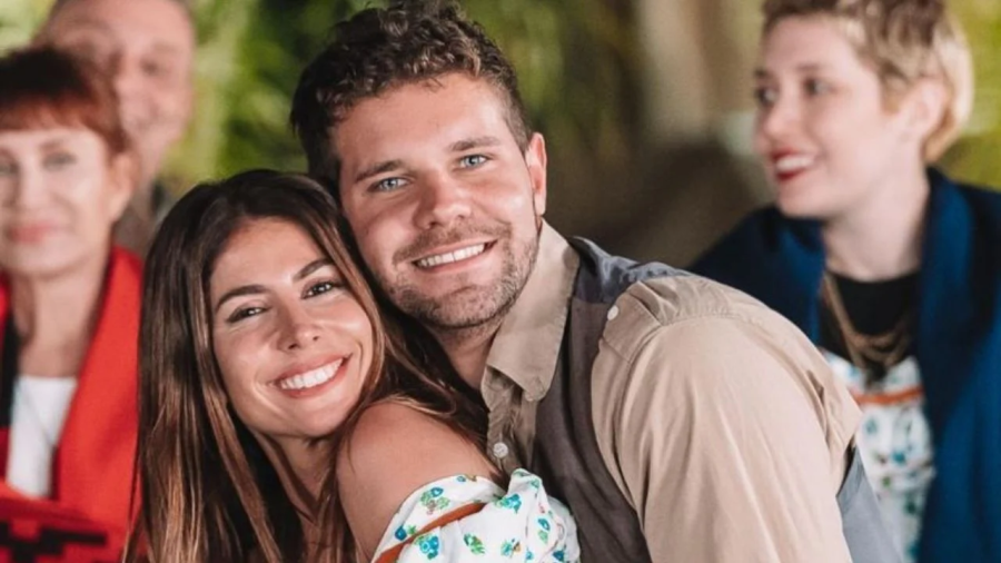 Locho Loccisano y Majo Martino están de novios pero todavía no lo pueden blanquear