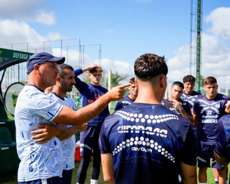 Zaniratto le habló al hincha Tripero: ”Vengo a dar una mano, no voy más allá y hay que cambiar la energía negativa”
