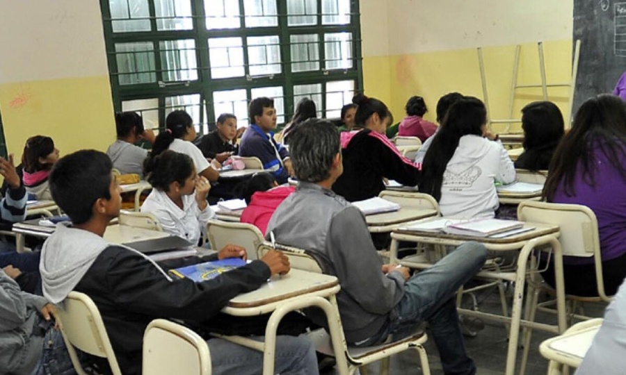 Adiós al boletín: estudiantes secundarios de La Plata y la provincia tendrán una libreta digital para controlar las notas