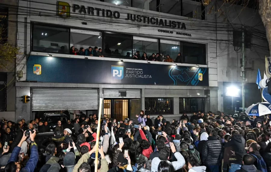 Reuniones clave en el PJ: CGT, gobernadores y legisladores organizan la movilización en defensa de Cristina Kirchner