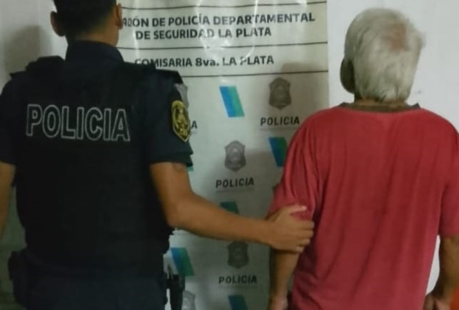Un hombre abusó de una nena de 10 años en La Plata, los vecinos lo golpearon y terminó detenido