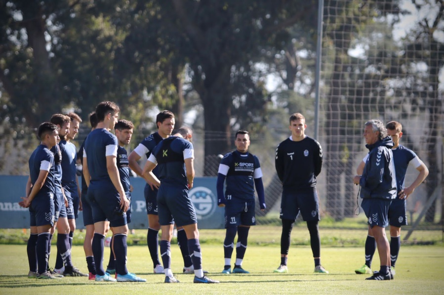 Gimnasia arrancó la semana buscando dar el golpe ante un Boca alternativo y golpeado