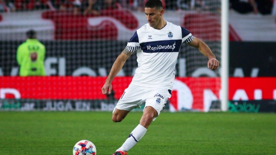 La sentida despedida de Leo Morales: ”Me voy lleno y Gimnasia es mi familia”