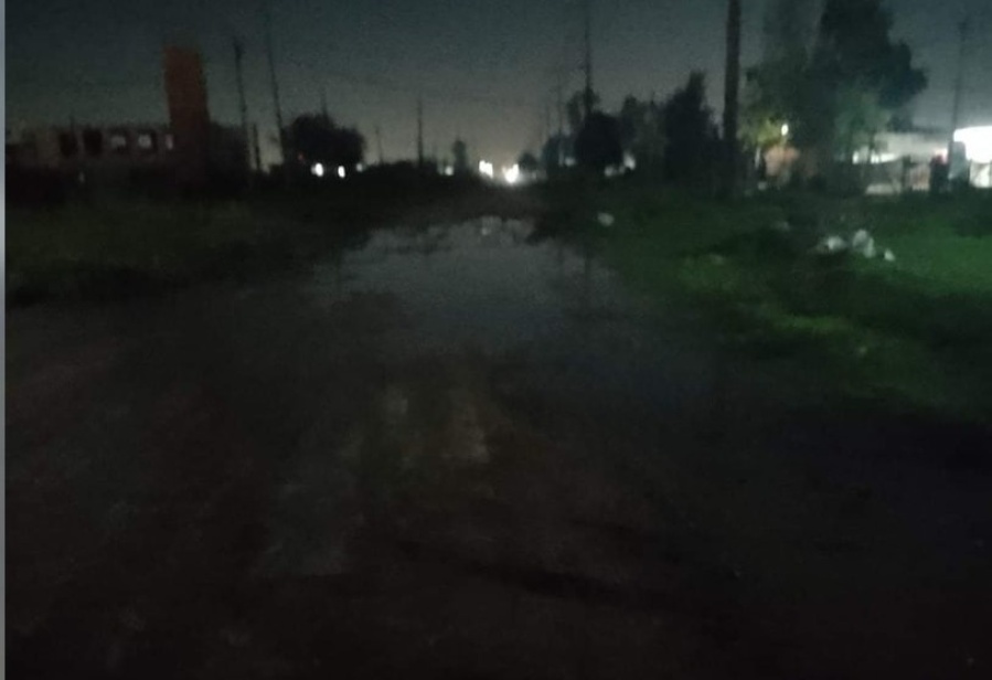 Vecinos de Melchor Romero estimaron que hacen falta luces LED en algunas calles barriales