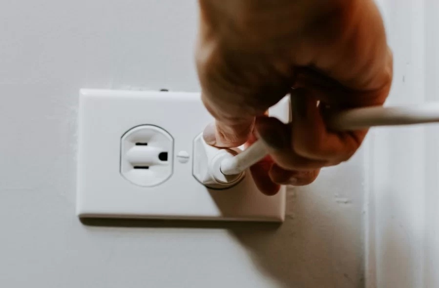 La Provincia empezó la revisión de tarifas energéticas y lanzó el Plan Verano para evitar cortes de luz