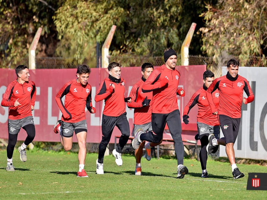 Estudiantes va con todo a Sarandí: Asoma un debut y un futbolista fue convocado por primera vez