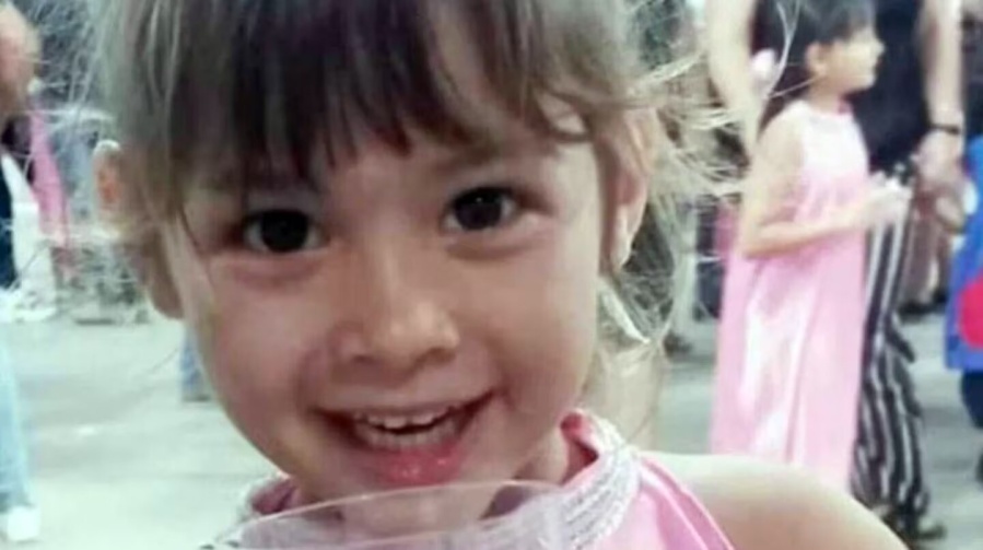 El abuelo de la nena asesinada reveló que se hacían ”fiestas negras” en la casa del crimen