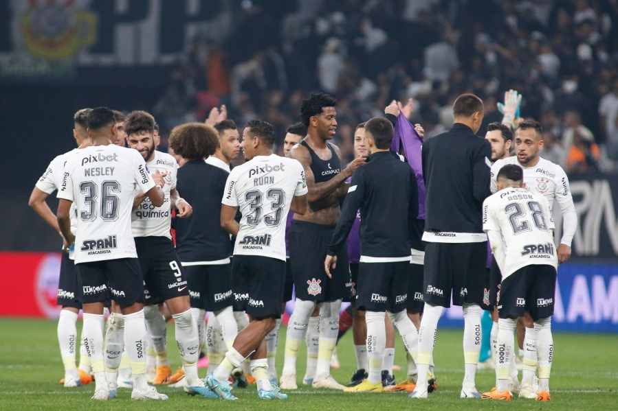 La insólita campaña que impulsan en Corinthians antes del duelo con Estudiantes 