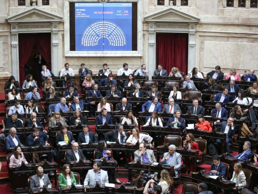 Diputados de Unión por la Patria van por la prohibición del pago en cuotas a los jubilados