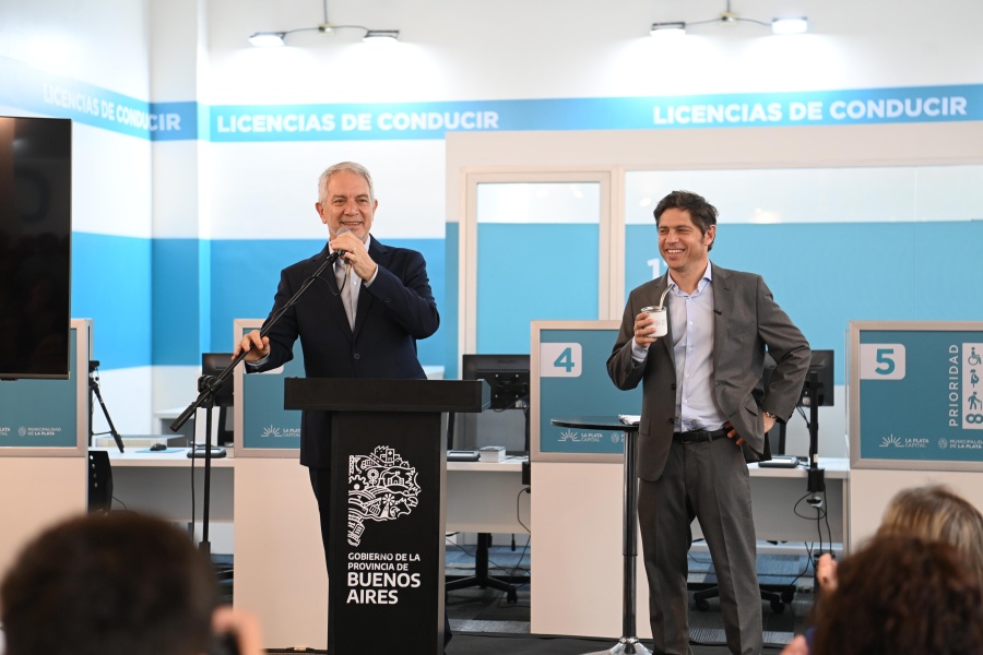 Alak presentó junto a Kicillof el nuevo Centro Administrativo Municipal para simplificar y centralizar 75 trámites