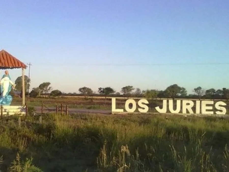 Una mujer ató a su sobrina de 10 años para que su hijo la violara, ambos quedaron detenidos