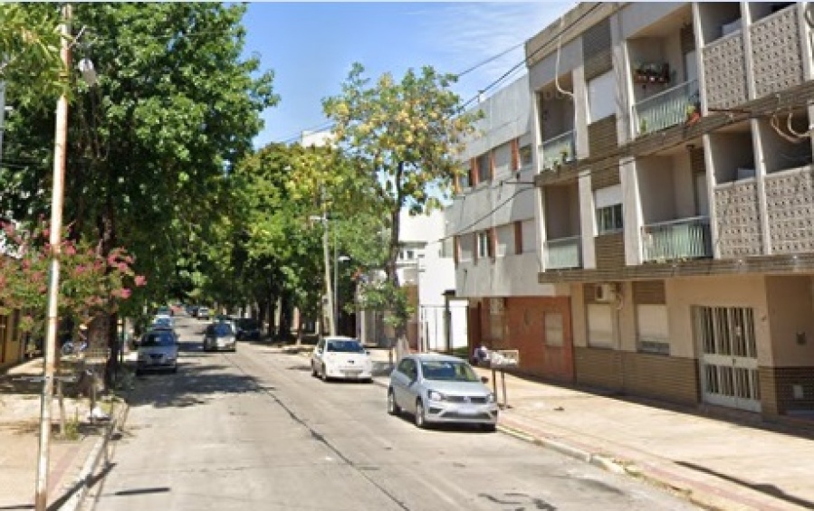 Una joven platense estaba en la casa de su novio y aprovecharon su ausencia para entrar a su departamento y llevarse todo