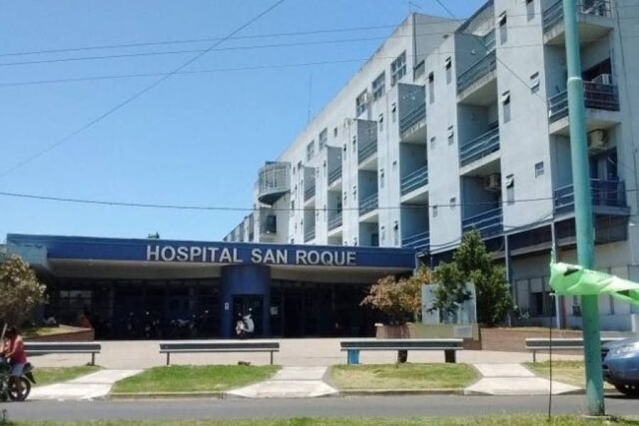 Un adolescente de 16 años apuñaló a la ex pareja de su hermana