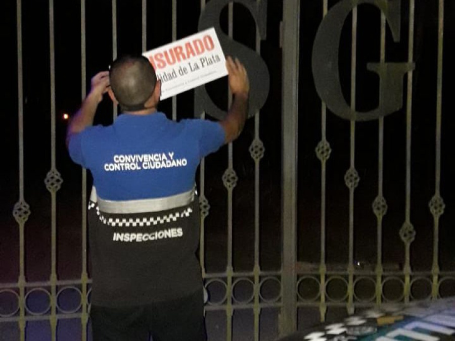 Clausuraron un salón en La Plata que promocionaba fiestas clandestinas y no tenía habilitación