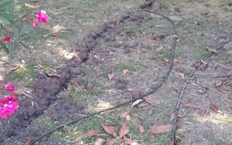 Frentistas de City Bell reclaman por el continuo robo de cables bajo tierra