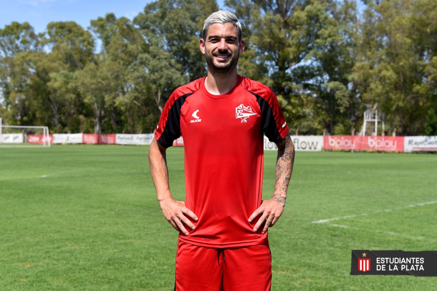 Estudiantes oficializó la incorporación de Hernan Toledo
