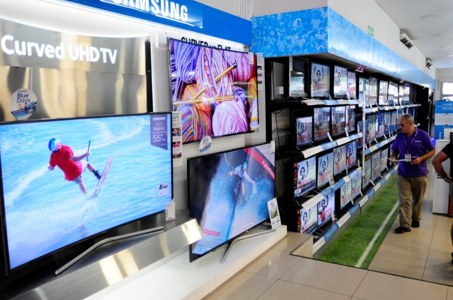 Lanzarán dos nuevas líneas de crédito para comprar electrodomésticos en un intento por reactivar el consumo