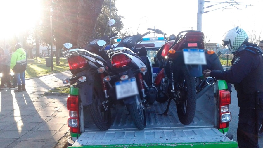 Secuestraron más de 20 motos ”flojas de papeles” durante operativos en La Plata