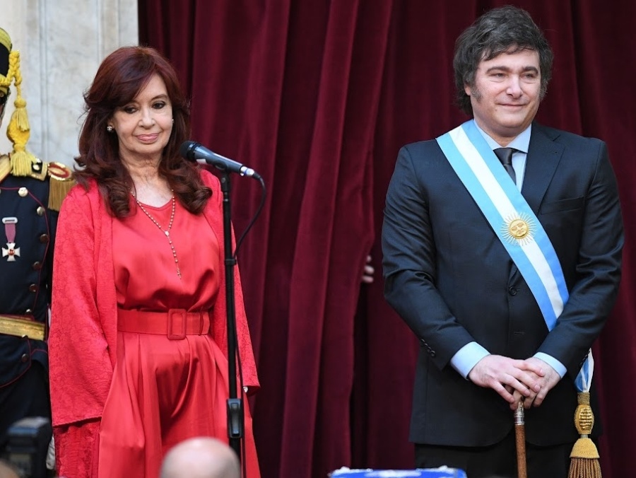 Reapareció Cristina y dejó un mensaje para el gobierno: ”El cuadro se agrava cada vez más”