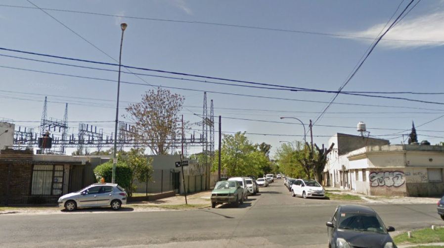 Terror en Tolosa: Dos delincuentes le robaron a un jubilado y lo amenazaron con quemarle la casa