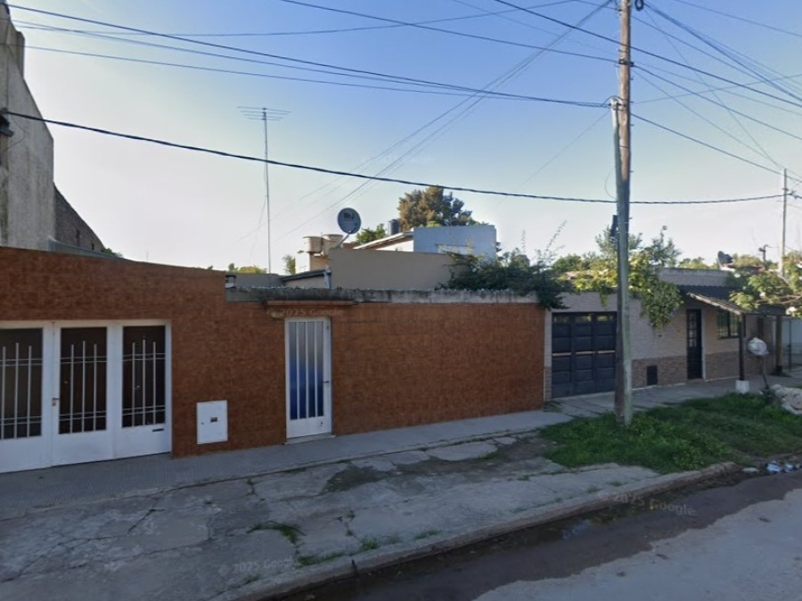 Intentaron ingresar a robar en una casa en La Plata pero el jubilado de 88 años los echó a los tiros