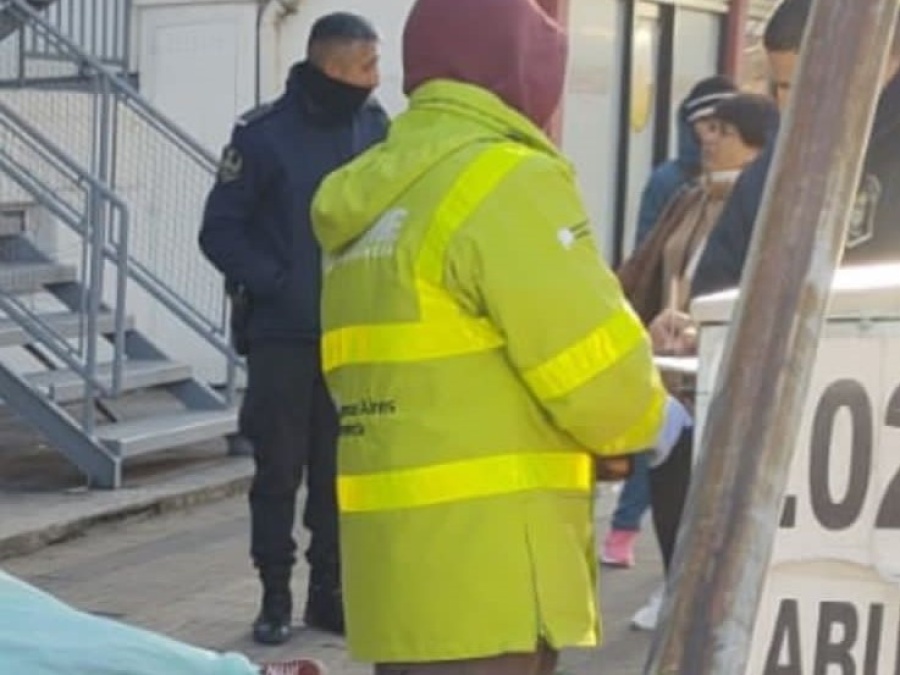 Conmoción tras la muerte de un hombre en La Plata: caminaba por la zona y se desplomó en el suelo