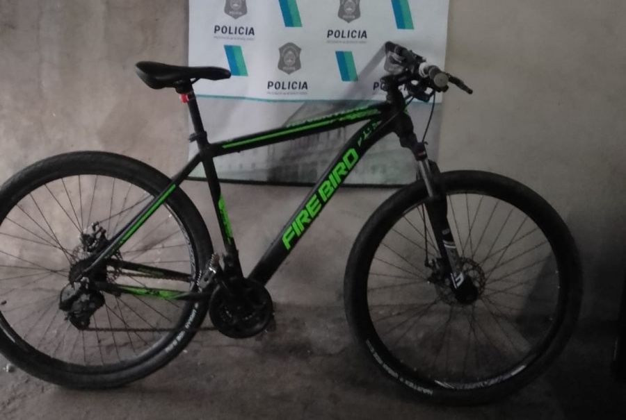Detuvieron a un menor por robar una bicicleta en barrio Hipódromo