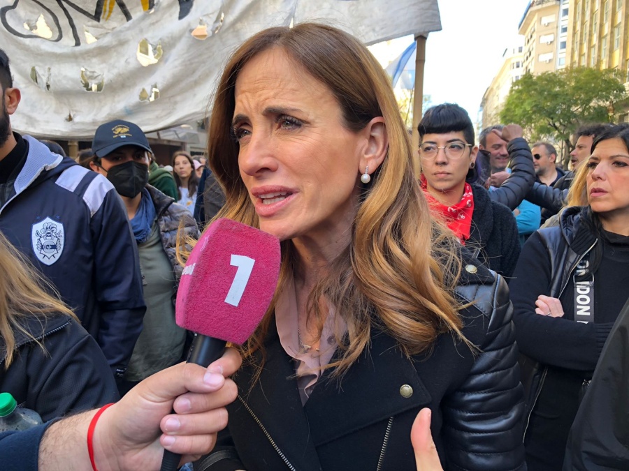 Victoria Tolosa Paz desde Plaza de Mayo: ”Ninguna sociedad se puede construir bajo el lema de la violencia”