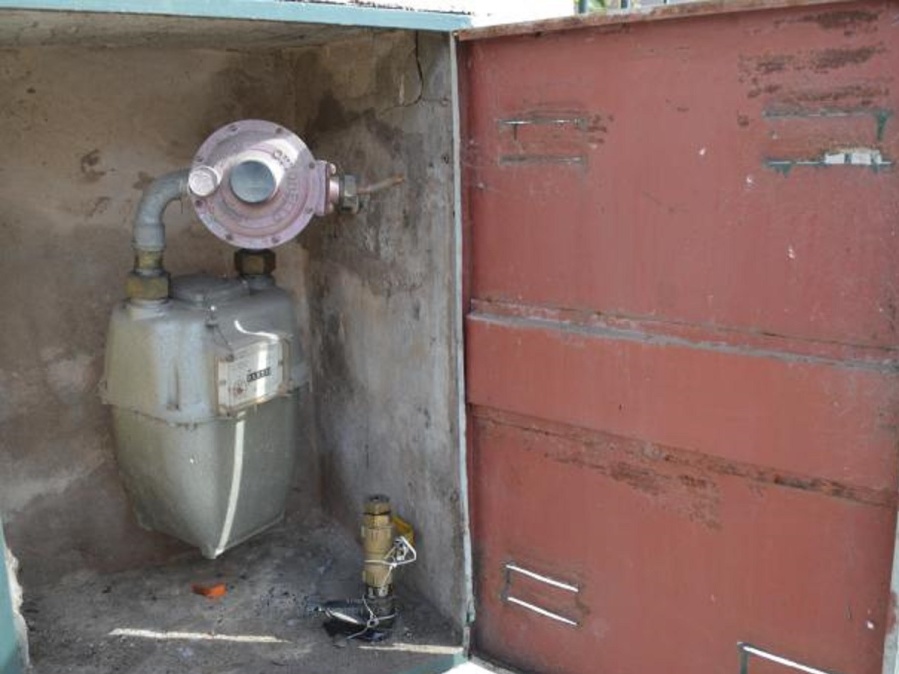 En 64 y 144, los vecinos alertaron por el robo de caños de los medidores de gas: “Estamos cansados”