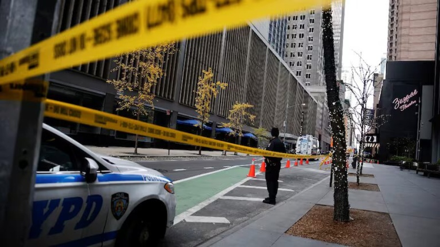 Asesinaron a balazos al director de la prepaga más grande de Estados Unidos frente a un hotel de Nueva York