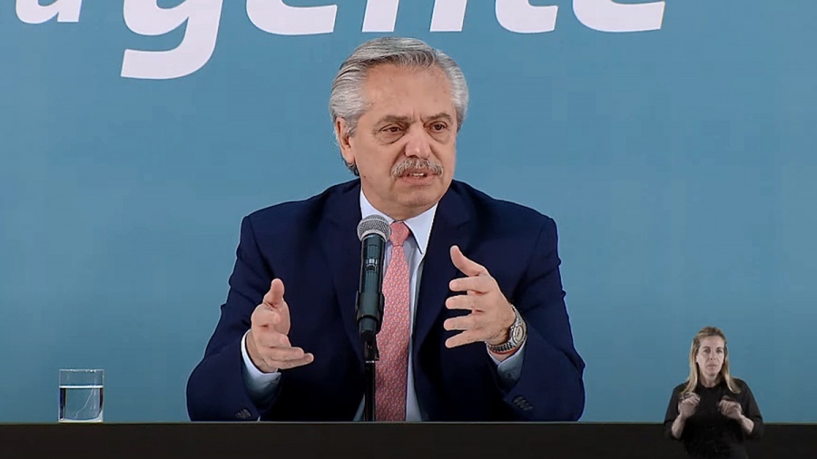 Alberto Fernández: ”Los países que crecen son los que invierten en educación, hay que acercar la ciencia a las escuelas”