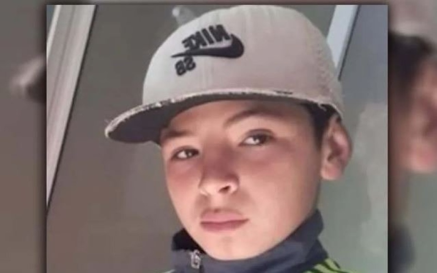 Buscan desesperadamente a un menor de edad que desapareció de su casa en La Plata
