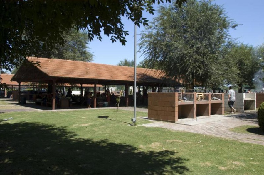 Conmoción: un joven de 18 años perdió la vida tras descompensarse en el camping de la UOCRA