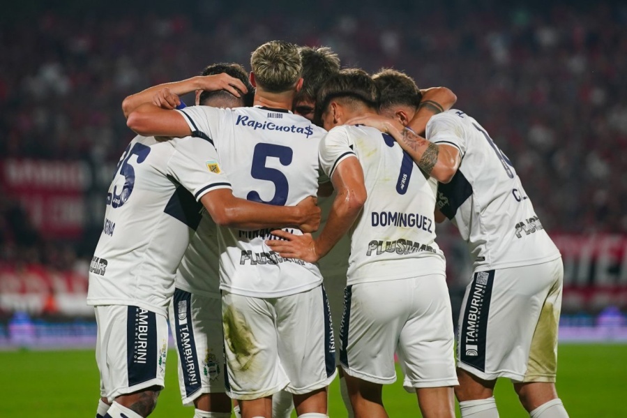 El sugestivo diálogo de dos jugadores de Gimnasia que adelantaron una posible baja en el plantel