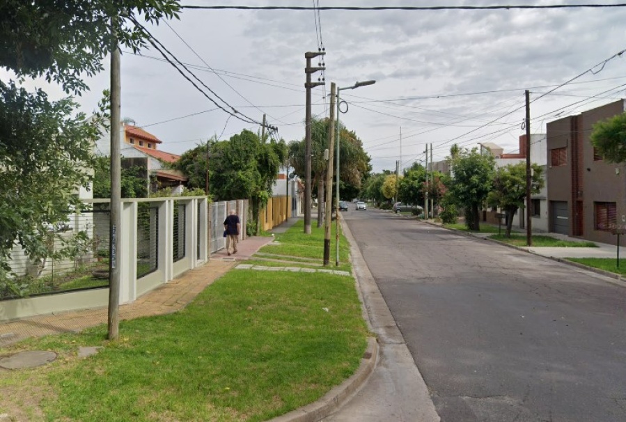 Un matrimonio de jubilados fue maniatado y golpeado durante un robo en su casa de La Plata