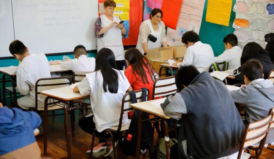 Buscan que el sector privado financie proyectos educativos