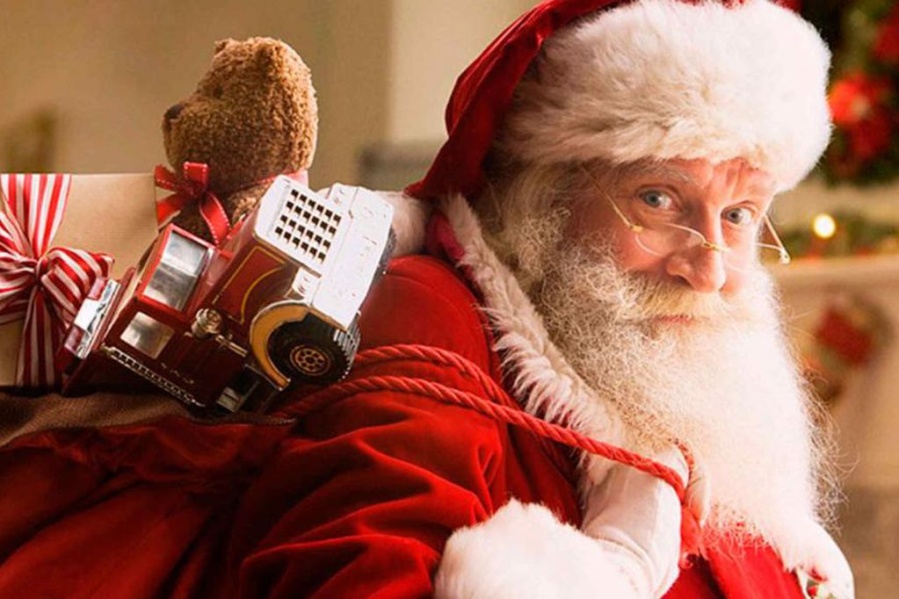 ”Sorprendé a los más chicos”: La genial iniciativa de una platense para que Papá Noel salude a los más chicos