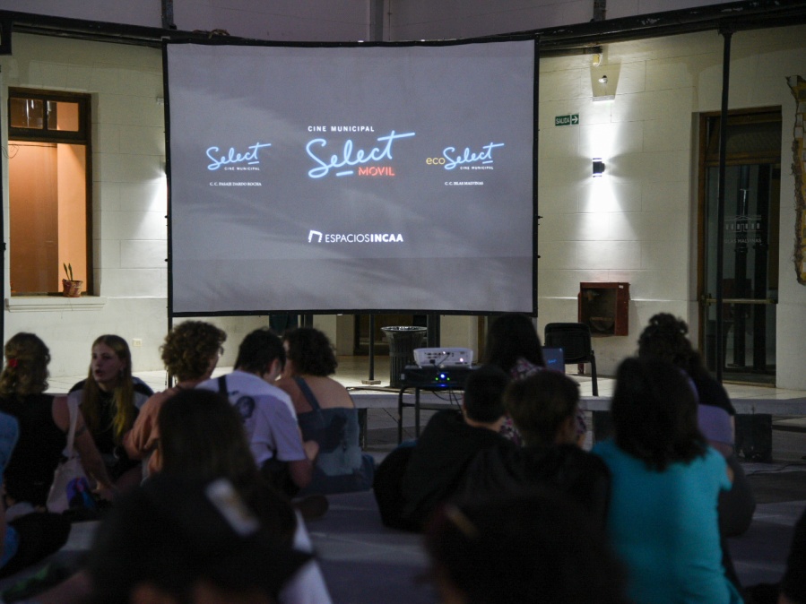 Se viene otro finde de Cine Móvil en La Plata: dónde se realizará la nueva edición