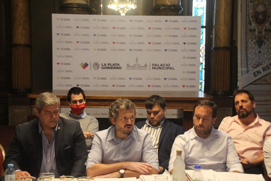 Recaudación optimista y altos gastos: Prada presentó el Presupuesto 2022 y ya se empieza a debatir en el Concejo Deliberante