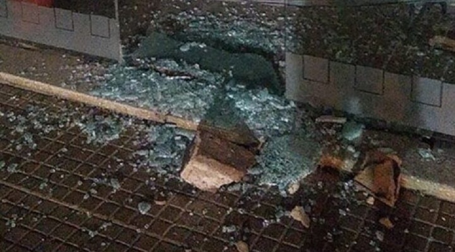 Robaron y destrozaron una panadería de City Bell