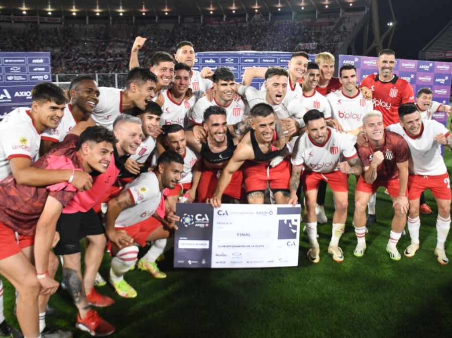 La particular manera con la que saludaron a Estudiantes por el cruce de Copa Argentina