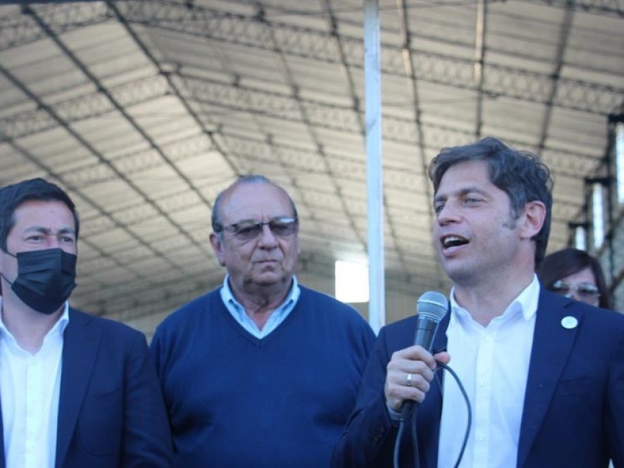 Axel Kicillof oficializó la estatización de la escuela de Tres Arroyos: “Estamos aquí para cumplir nuestra tarea”