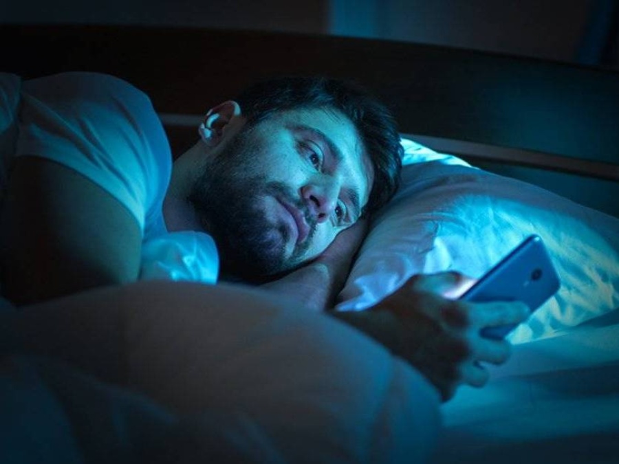 ¿Dejarías de usar tu teléfono por un día a cambio de 220 mil pesos?