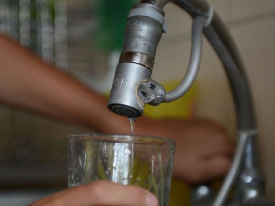 Vecinos de Barrio Jardín denuncian que llevan dos días sin agua