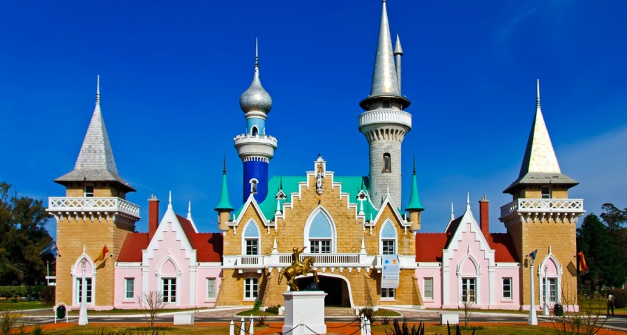 Un joven casi se mata en un juego de la República de los Niños de La Plata