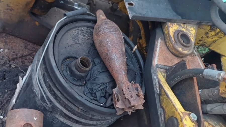 Un vecino encontró un mortero en su terreno de Barrio Aeropuerto y cree que es de la Segunda Guerra Mundial