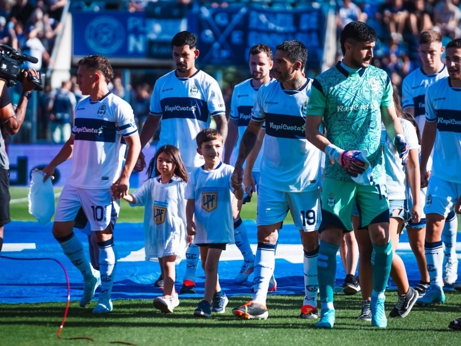 Fue titular el torneo pasado, su futuro es una incógnita pero ya se despidió del Lobo
