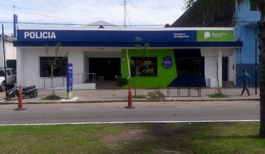 Cayó “El Peto” y su banda en Los Hornos: vendían drogas en una casa del barrio